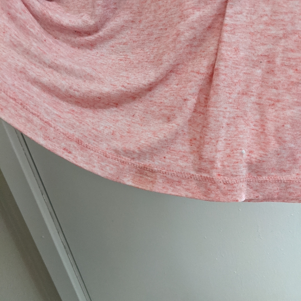 Pink V neck - Picture 4 of 4